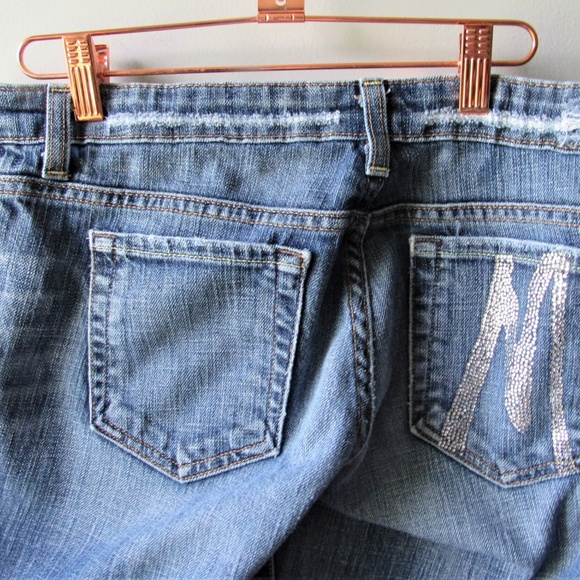 Marciano Size 28 distressed and embellished jeans - Picture 5 of 6
